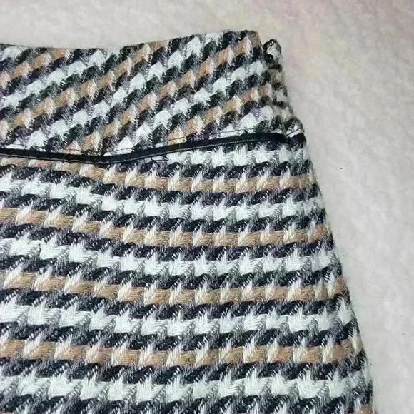 Talbots Skirt Womens 12 P Brown Black Houndstooth Wool Pleated School Girl Lined - Picture 1 of 15